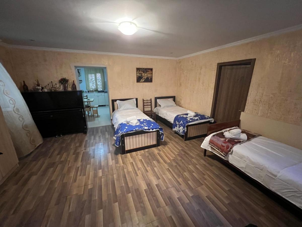 Cozy Apartment In The Centre Of คูทายสิ ภายนอก รูปภาพ