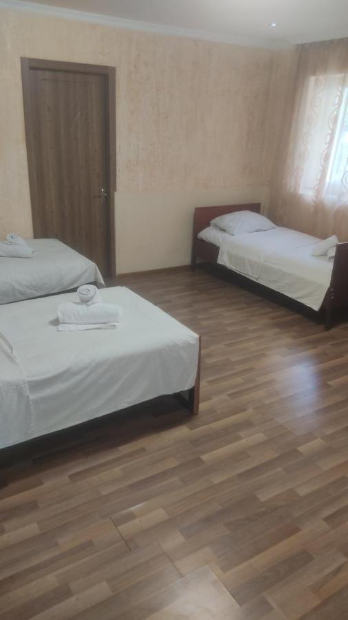 Cozy Apartment In The Centre Of คูทายสิ ภายนอก รูปภาพ